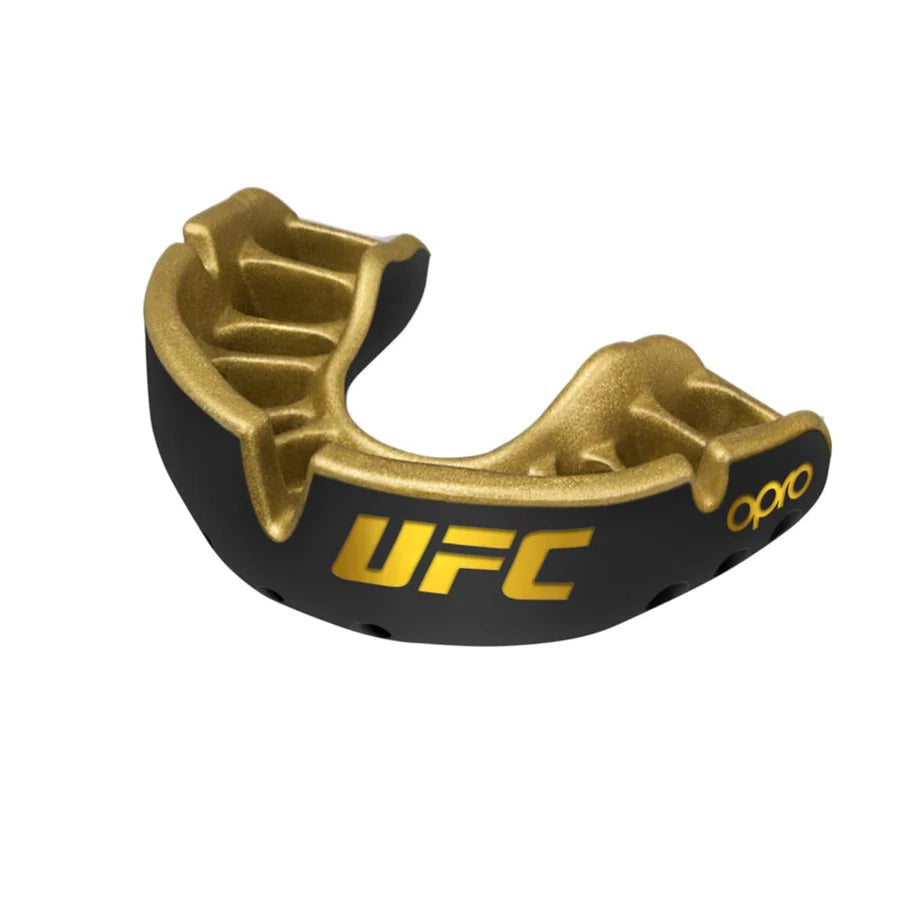OPRO Gold UFC fogvédő - Felnőtteknek - Fekete/Arany