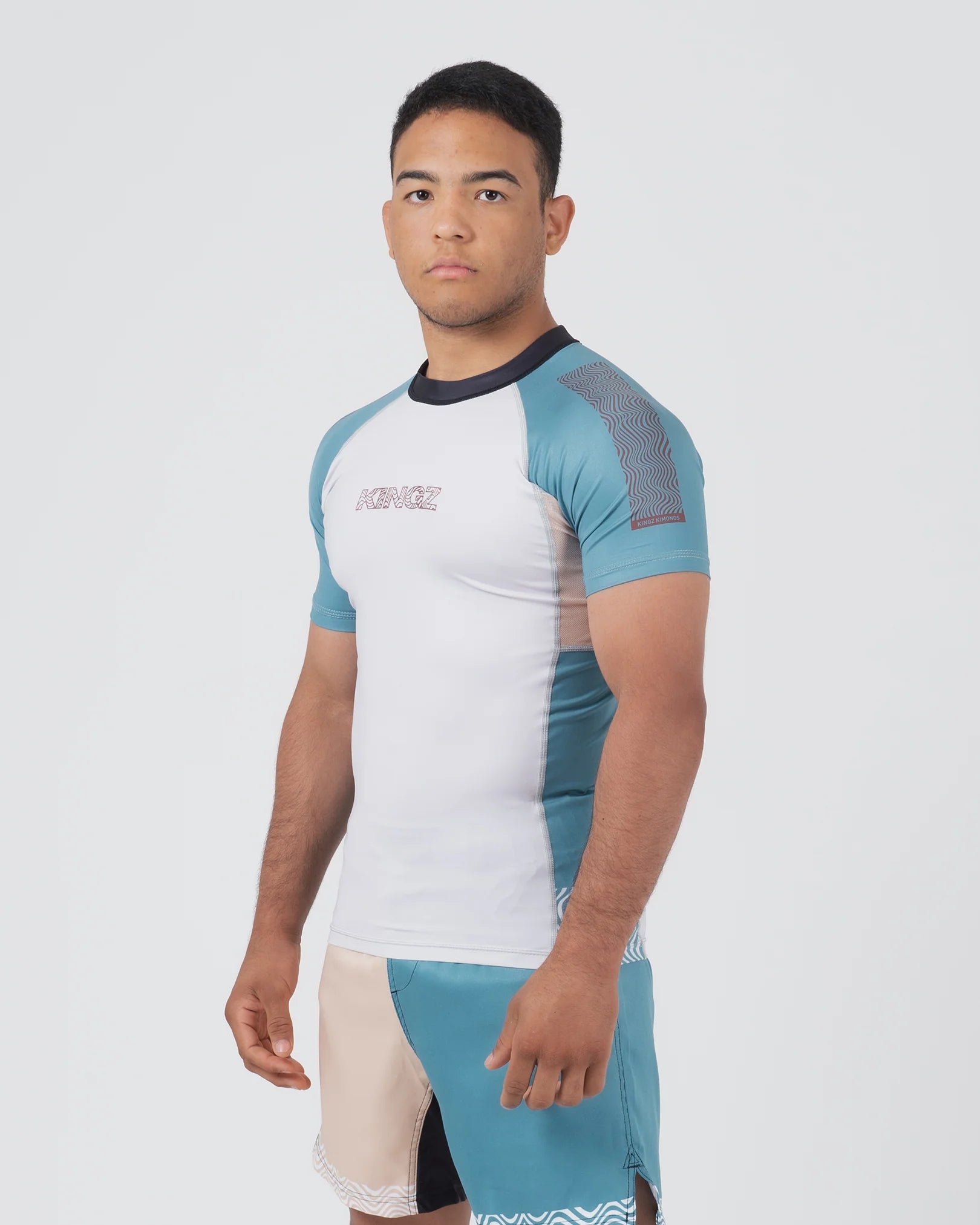 KINGZ Flow Rövid Ujjú Rashguard - Barna