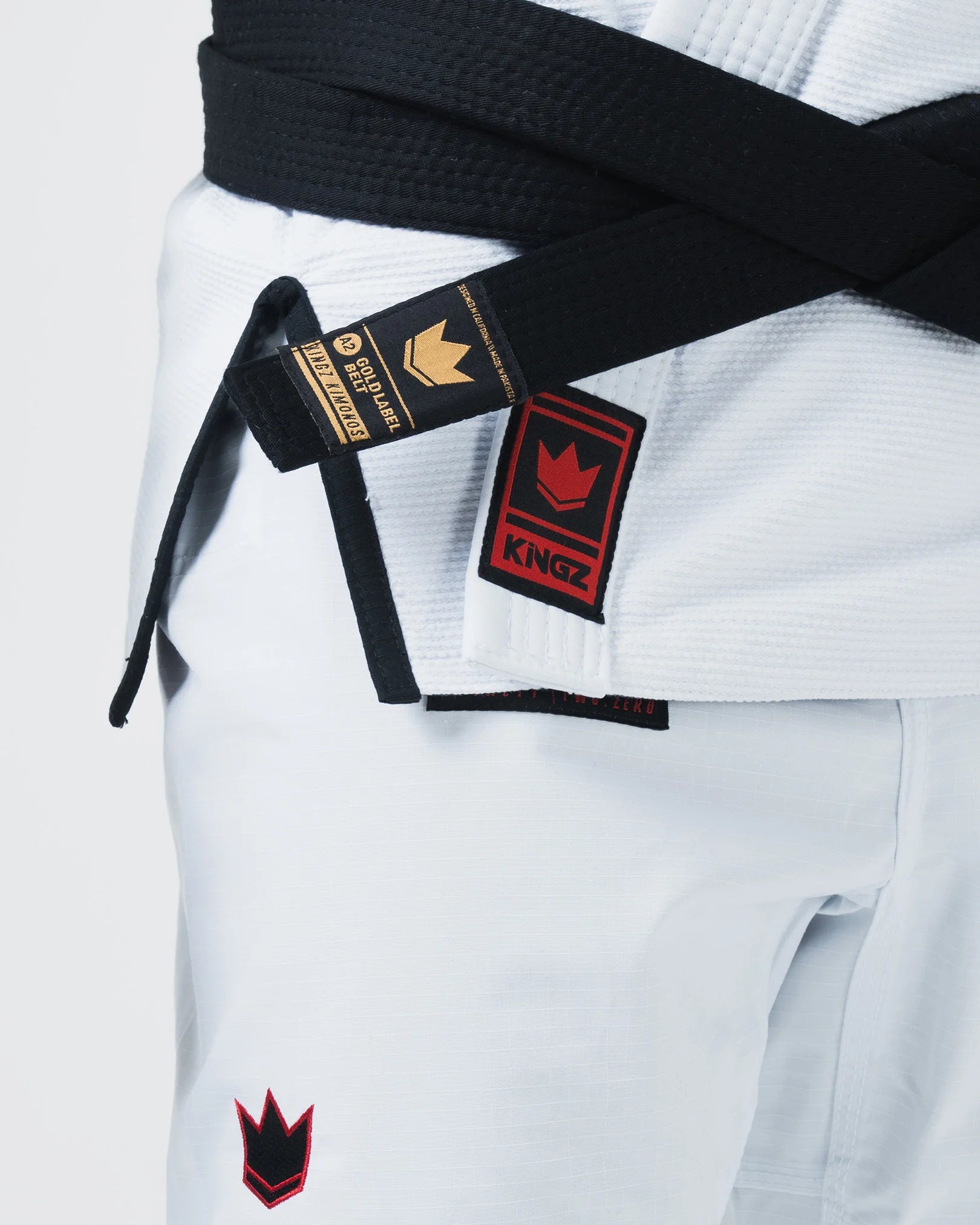 Kimono Brazilian Jiu Jitsu KINGZ Ultralight 2.0 poza facuta la detaliile pantalonilor din stanga sus